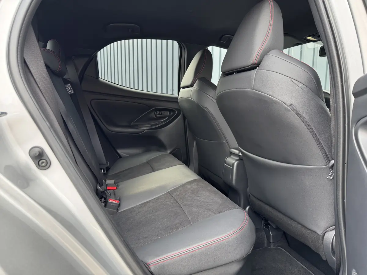 1.5 Hybrid 130 Sport / Bi tone | PDC V+A | BSM | 10jr GARANTIE | Rijklaar!!
