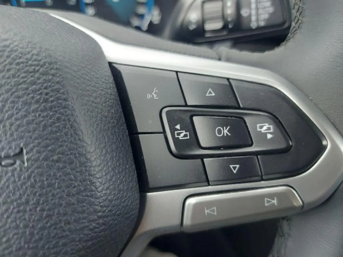 3.0 TDI 4Motion ,Prijs excl.BTW,trekhaak,360 Camera,autom mountaintop,IQ light,leder,Full option