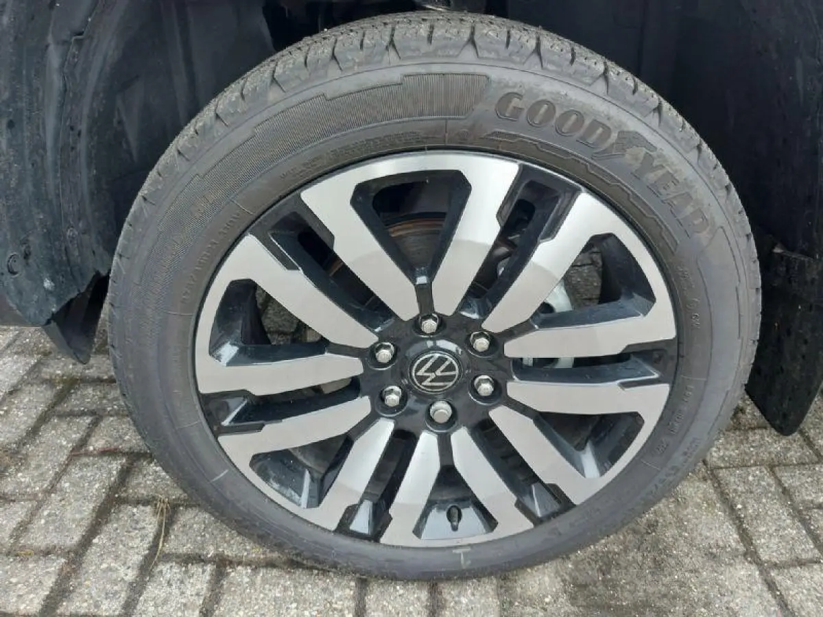 3.0 TDI 4Motion ,Prijs excl.BTW,trekhaak,360 Camera,autom mountaintop,IQ light,leder,Full option