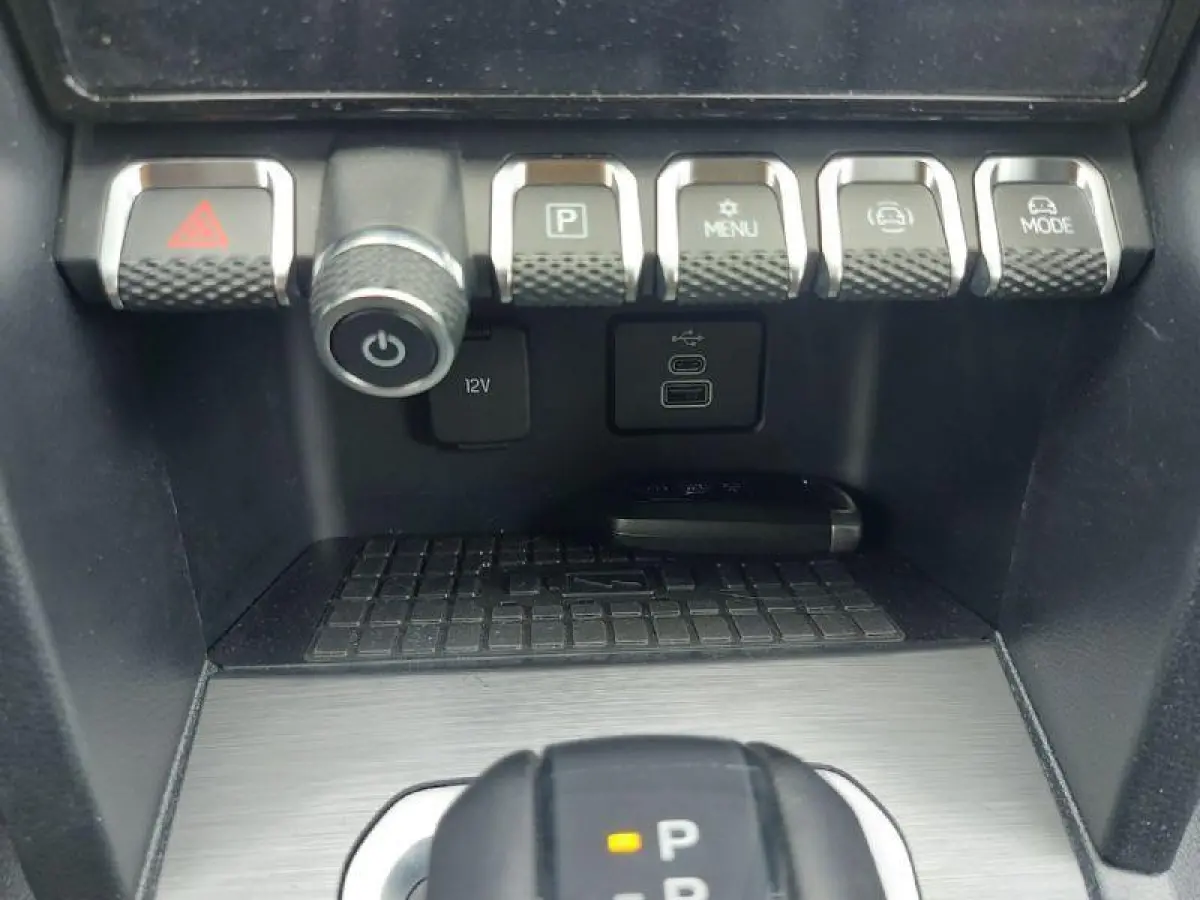 3.0 TDI 4Motion ,Prijs excl.BTW,trekhaak,360 Camera,autom mountaintop,IQ light,leder,Full option