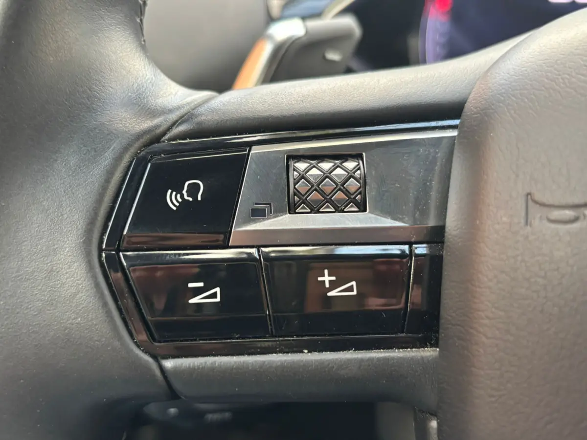 PureTech 155 EAT8 Rivoli Automaat | Carplay | Leder | Keyless |