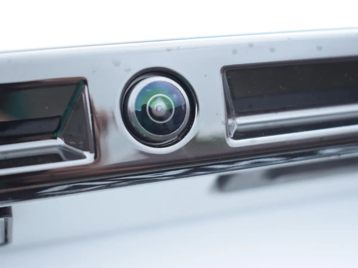 1.2 PureTech 100 Style ACHTERUITRIJCAMERA MET SENSOREN | NAVI & CARPLAY | AIRCO | UIT VOORRAAD LEVERBAAR