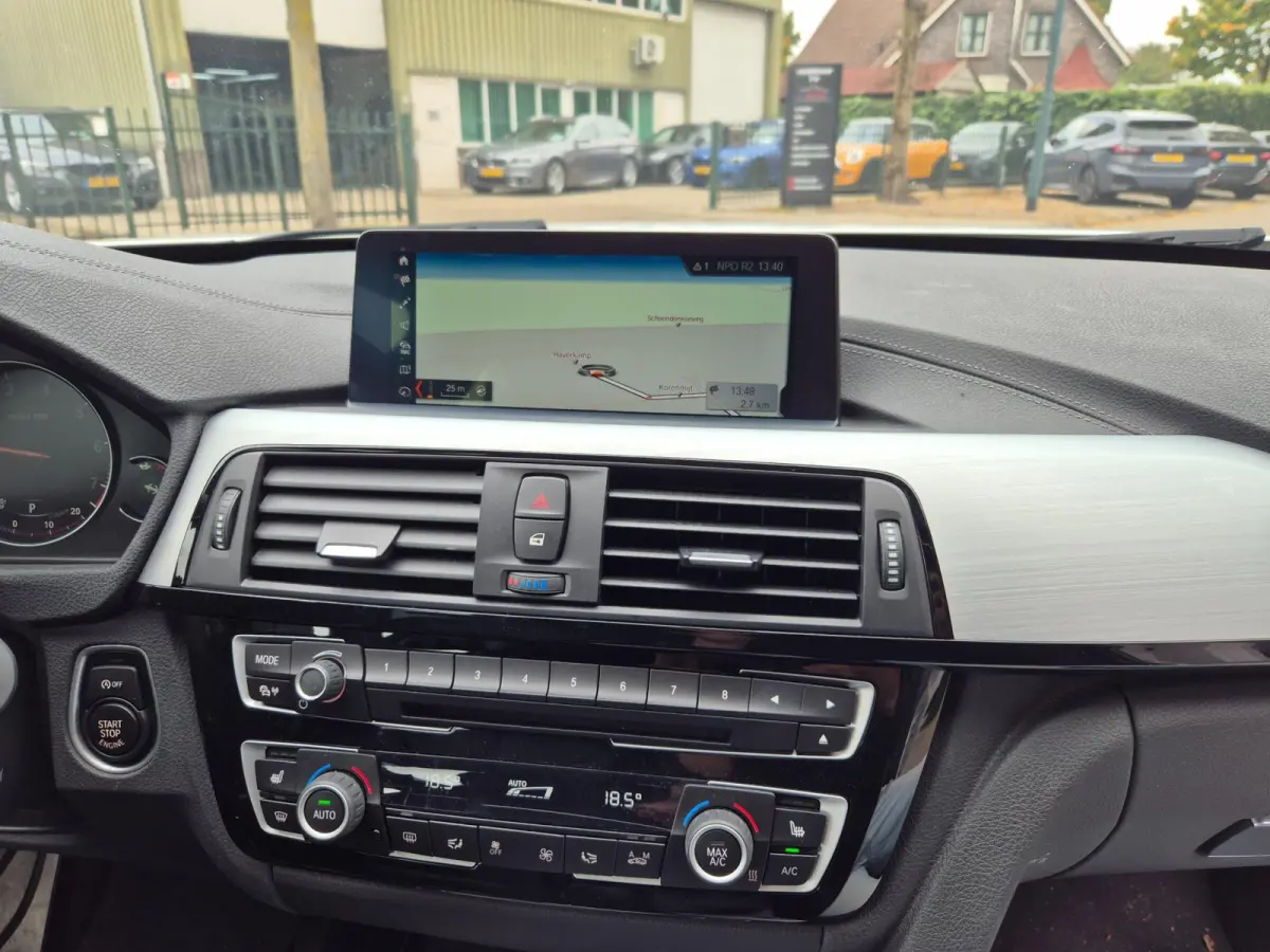 12mnd GARANTIE M Sport 11-2019 NAP Panorama CarPlay LED Breedset velgen RIJKLAAR APK 4-2027