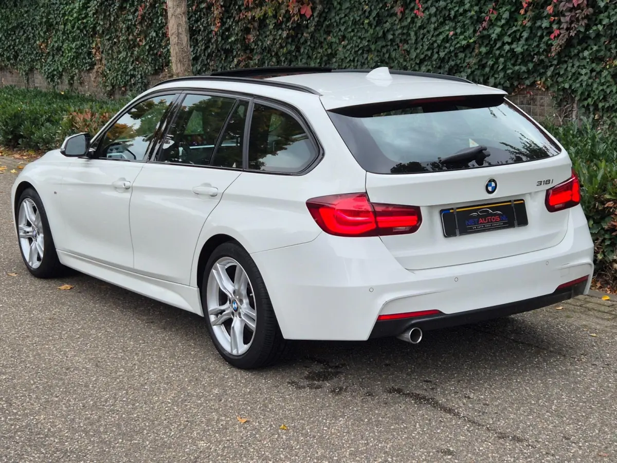 12mnd GARANTIE M Sport 11-2019 NAP Panorama CarPlay LED Breedset velgen RIJKLAAR APK 4-2027
