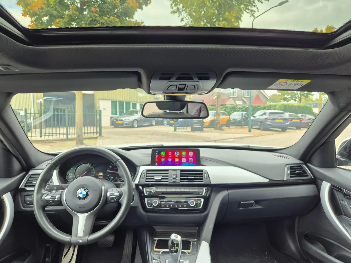 12mnd GARANTIE M Sport 11-2019 NAP Panorama CarPlay LED Breedset velgen RIJKLAAR APK 4-2027