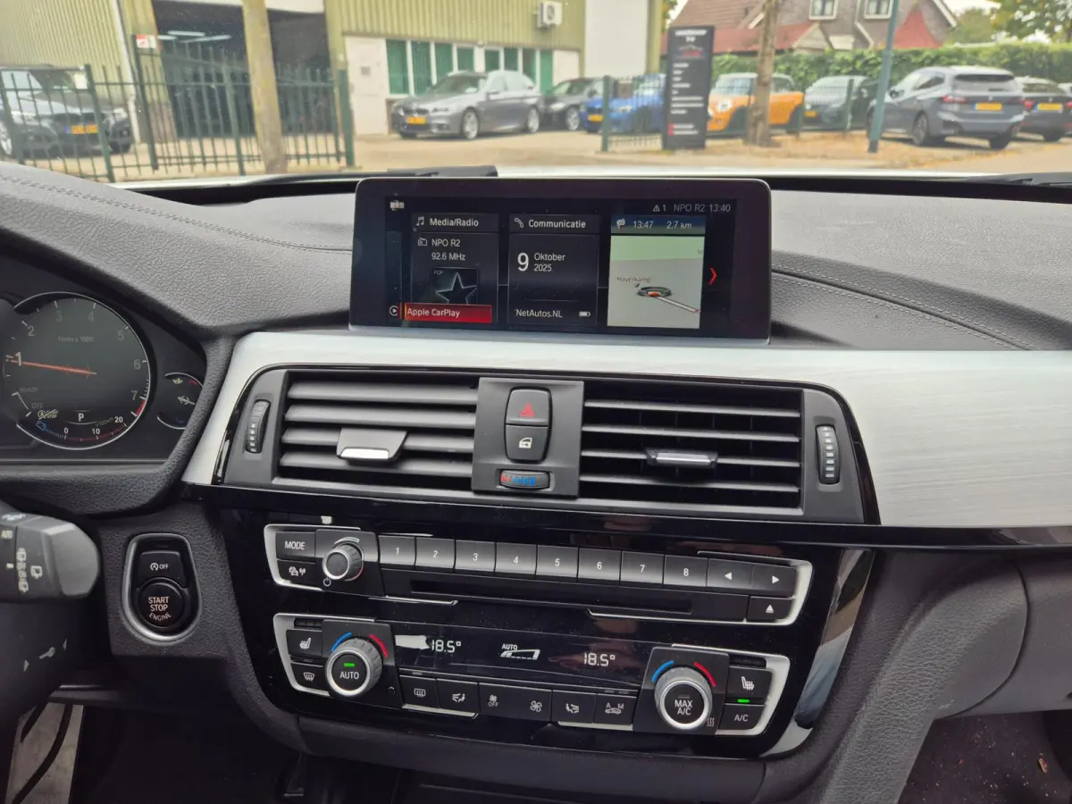 12mnd GARANTIE M Sport 11-2019 NAP Panorama CarPlay LED Breedset velgen RIJKLAAR APK 4-2027