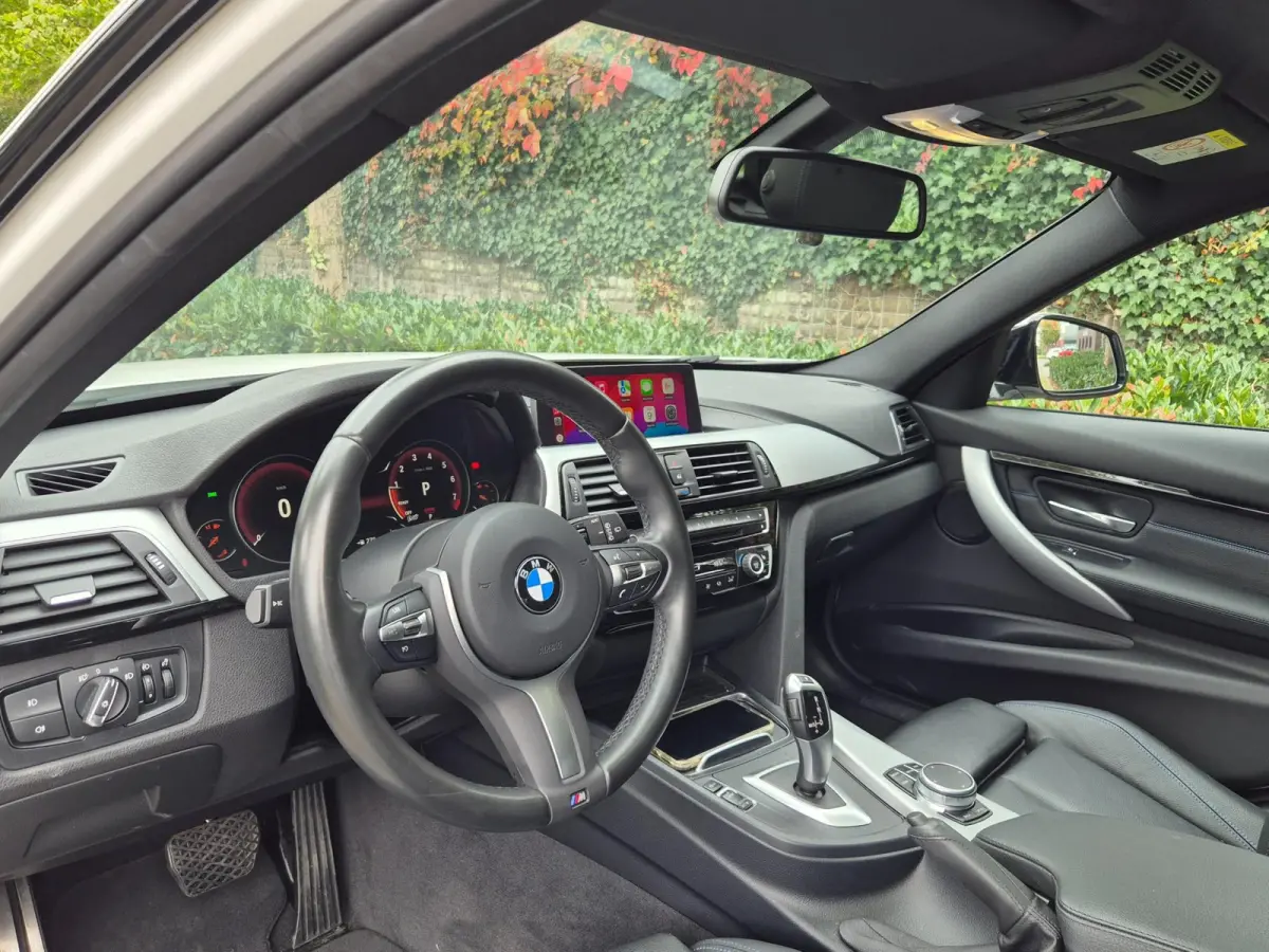 12mnd GARANTIE M Sport 11-2019 NAP Panorama CarPlay LED Breedset velgen RIJKLAAR APK 4-2027