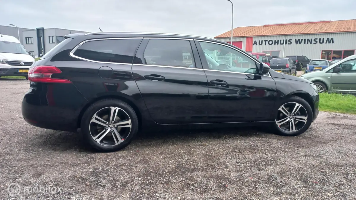 1.6 BlueHDI Blue Lease Premium