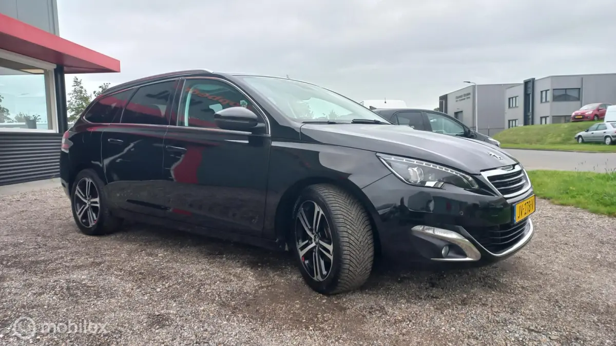 1.6 BlueHDI Blue Lease Premium