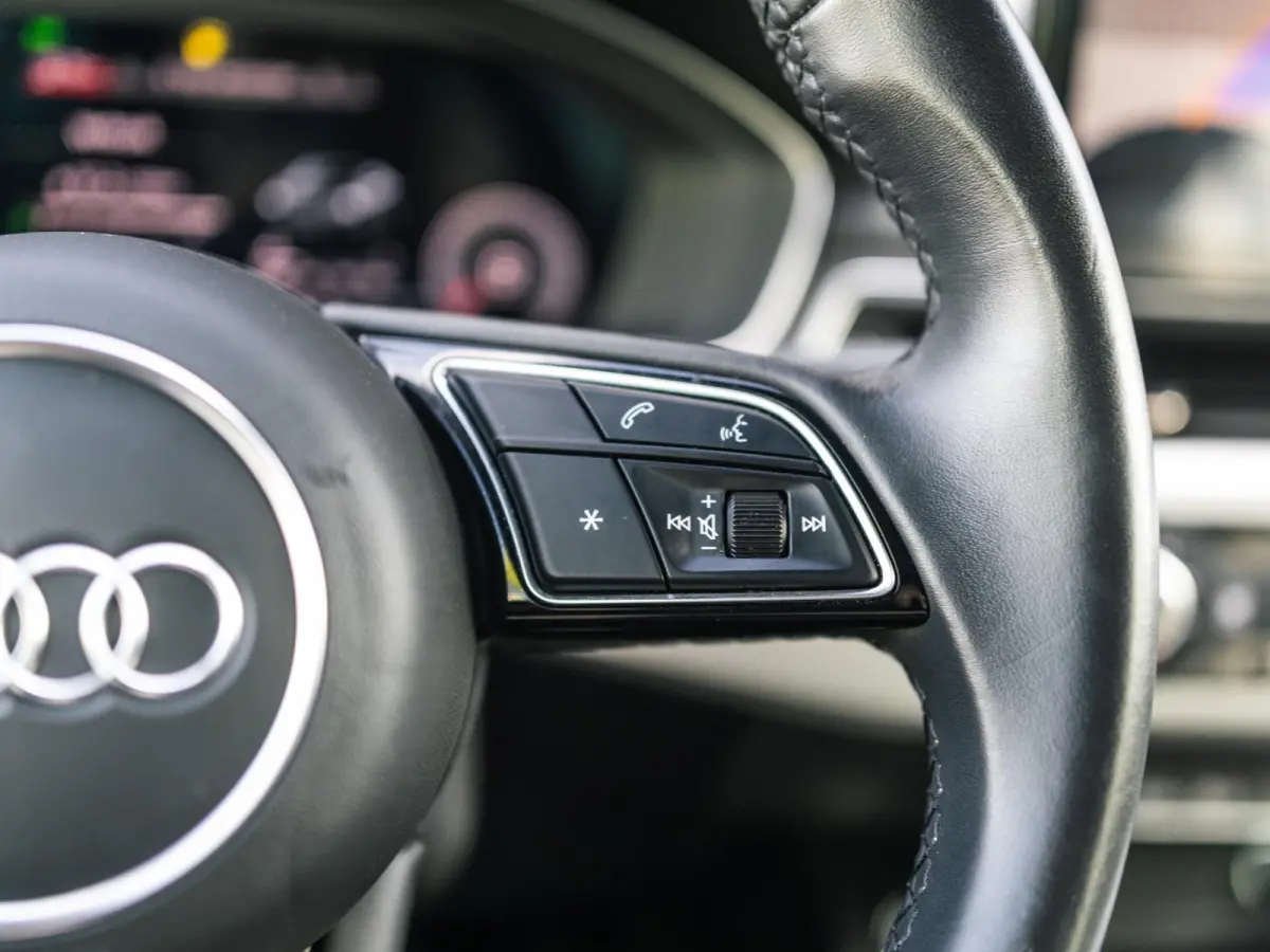 40 TFSI S edition | VIRTUAL | LEER | CAMERA |