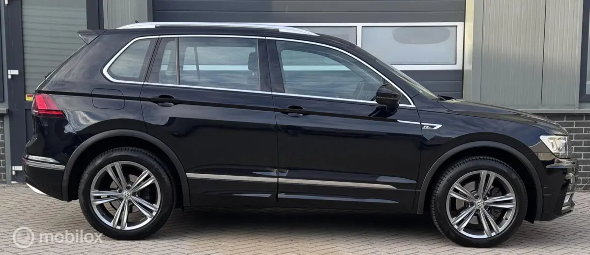2.0 TSI 4Motion R-LINE/ DEALER ONDERHOUDEN