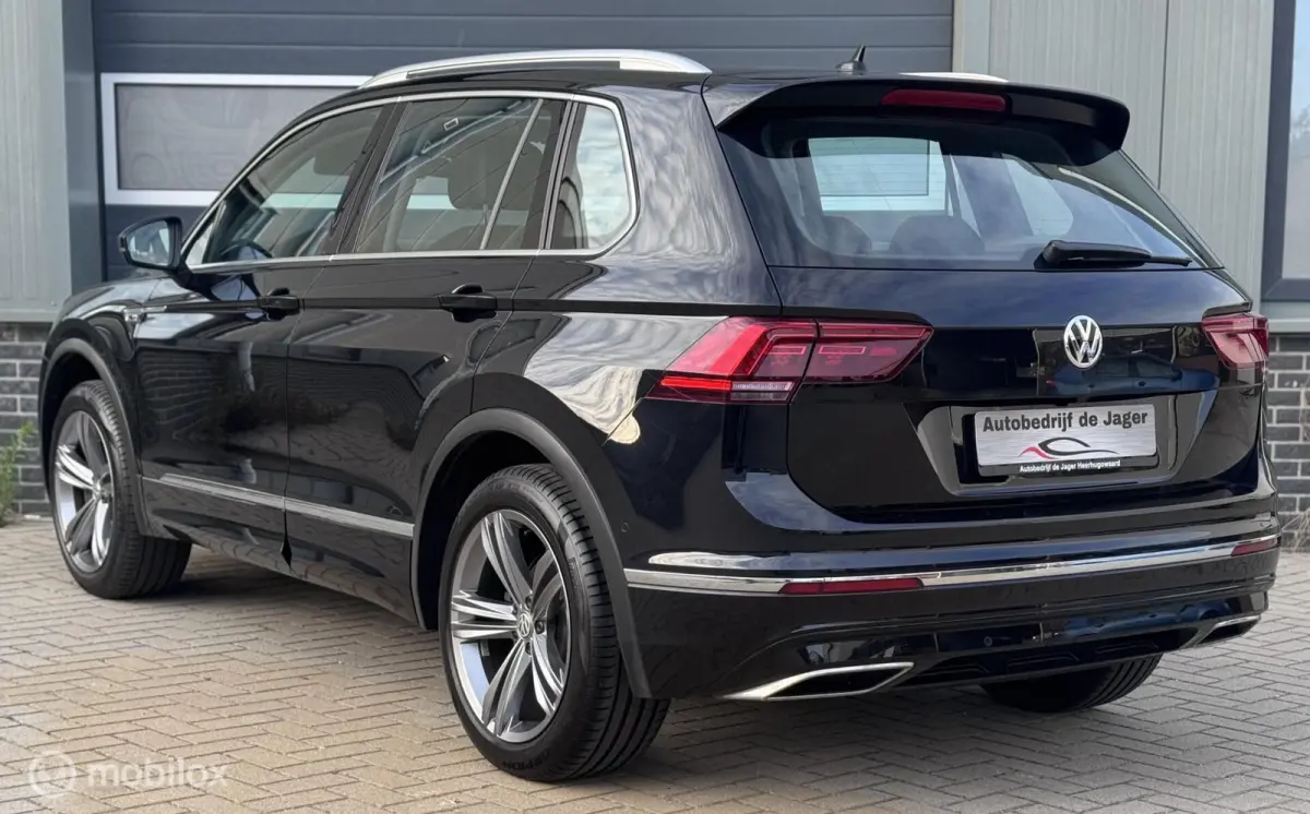 2.0 TSI 4Motion R-LINE/ DEALER ONDERHOUDEN