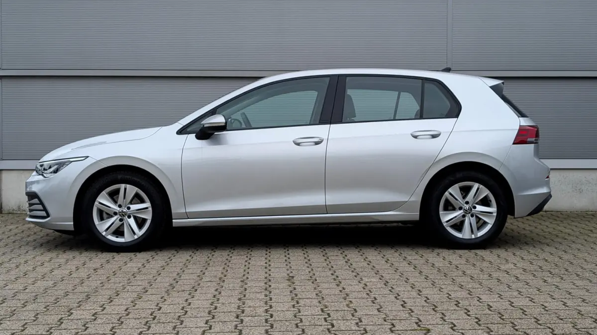 1.0 TSI 110pk Life | Camera | Navigatie | App Connect