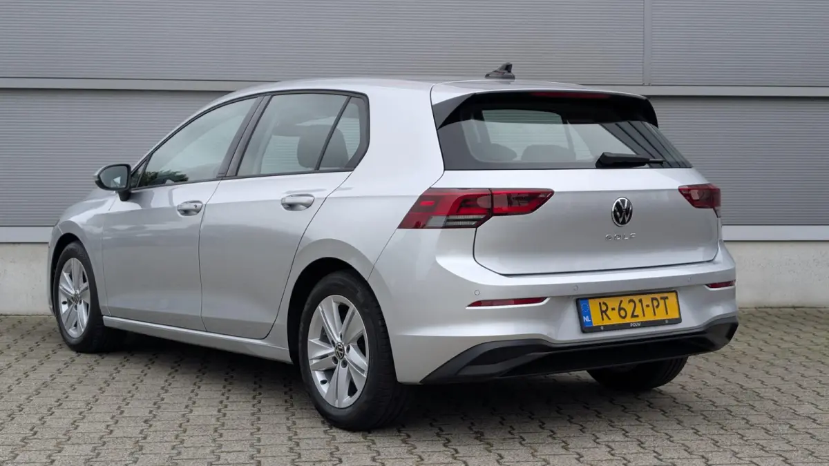 1.0 TSI 110pk Life | Camera | Navigatie | App Connect