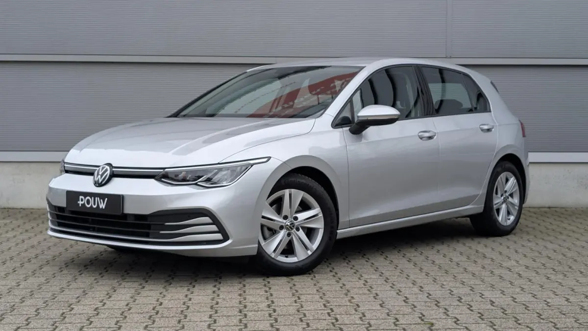 1.0 TSI 110pk Life | Camera | Navigatie | App Connect