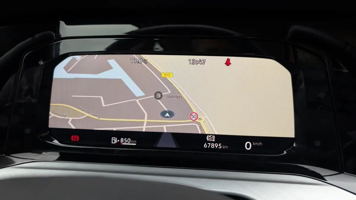 1.0 TSI 110pk Life | Camera | Navigatie | App Connect