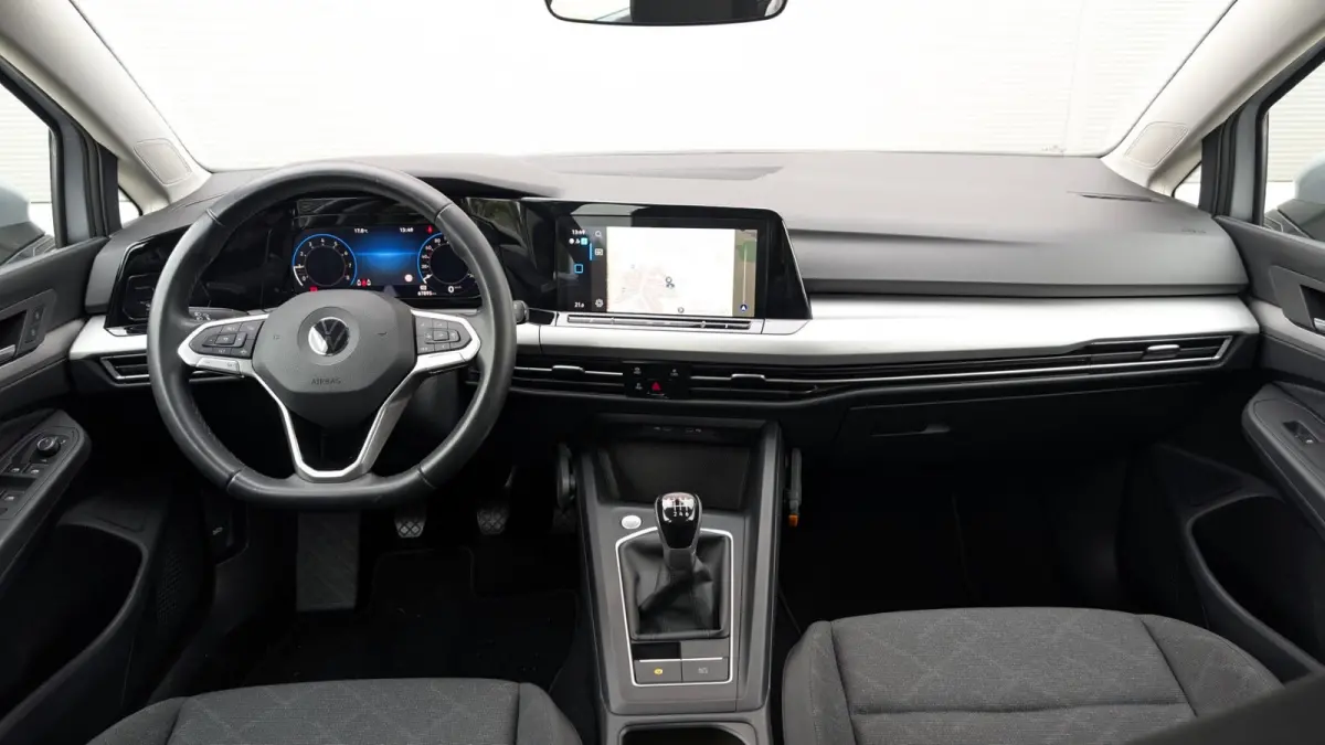 1.0 TSI 110pk Life | Camera | Navigatie | App Connect