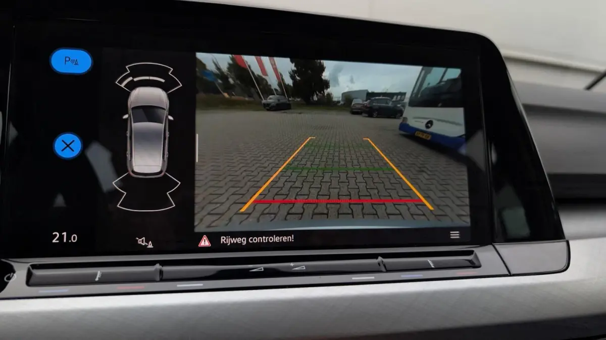 1.0 TSI 110pk Life | Camera | Navigatie | App Connect