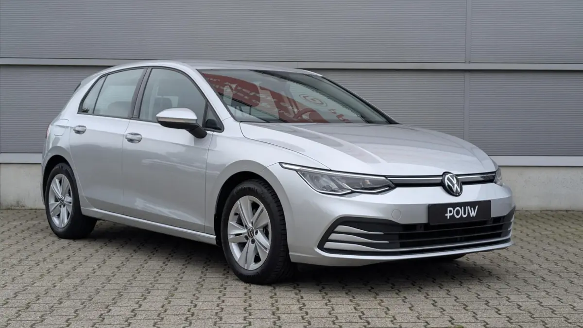 1.0 TSI 110pk Life | Camera | Navigatie | App Connect