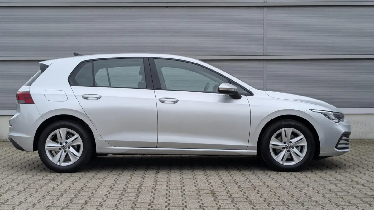 1.0 TSI 110pk Life | Camera | Navigatie | App Connect