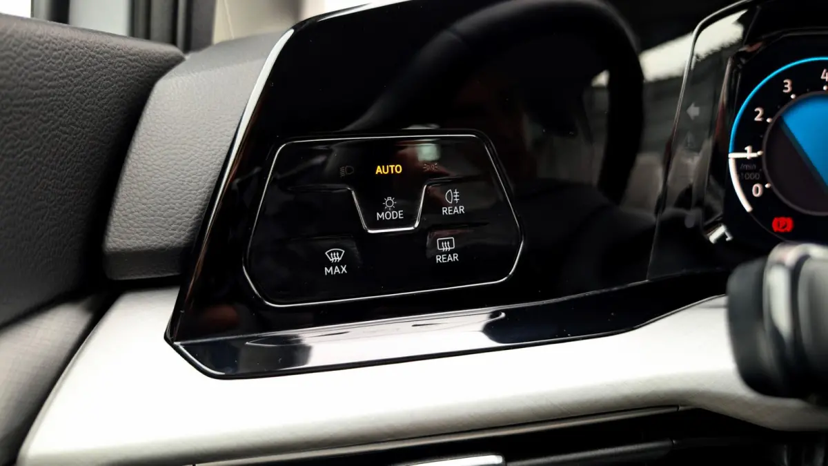 1.0 TSI 110pk Life | Camera | Navigatie | App Connect