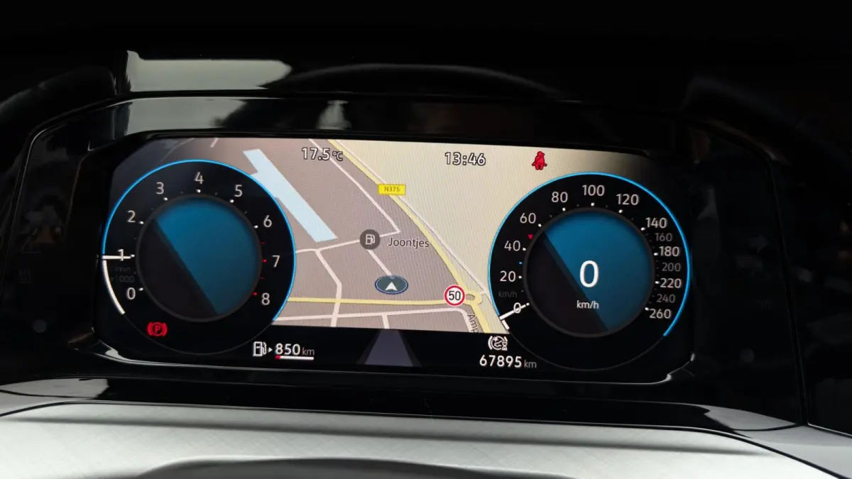 1.0 TSI 110pk Life | Camera | Navigatie | App Connect