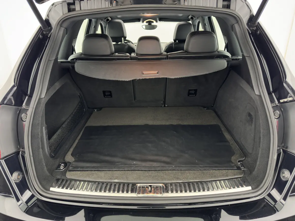 3.0 D Aut. *PANO | LEATHER | XENON-PLUS | SPORT-CHRONO | HEATED-COMFORTSEATS | BOSE-SOUND | MEMORY-PACK |  AIR-SUSPENSION | NAVI-FULLMAP | TOWBAR | LANE-ASSIST | SHIFT-PADDLES | 18''ALU*
