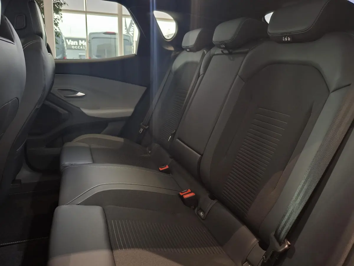 Premium Extended Range RWD 79 kWh | NIEUW TE BESTELLEN | PANORAMADAK | 360 GRADEN CAMERA | HEAD-UP DISPLAY | 18-WEG VERSTELBARE AGR-STOELEN | VERWARMBARE STOELEN EN STUUR | 20 INCH VELGEN |