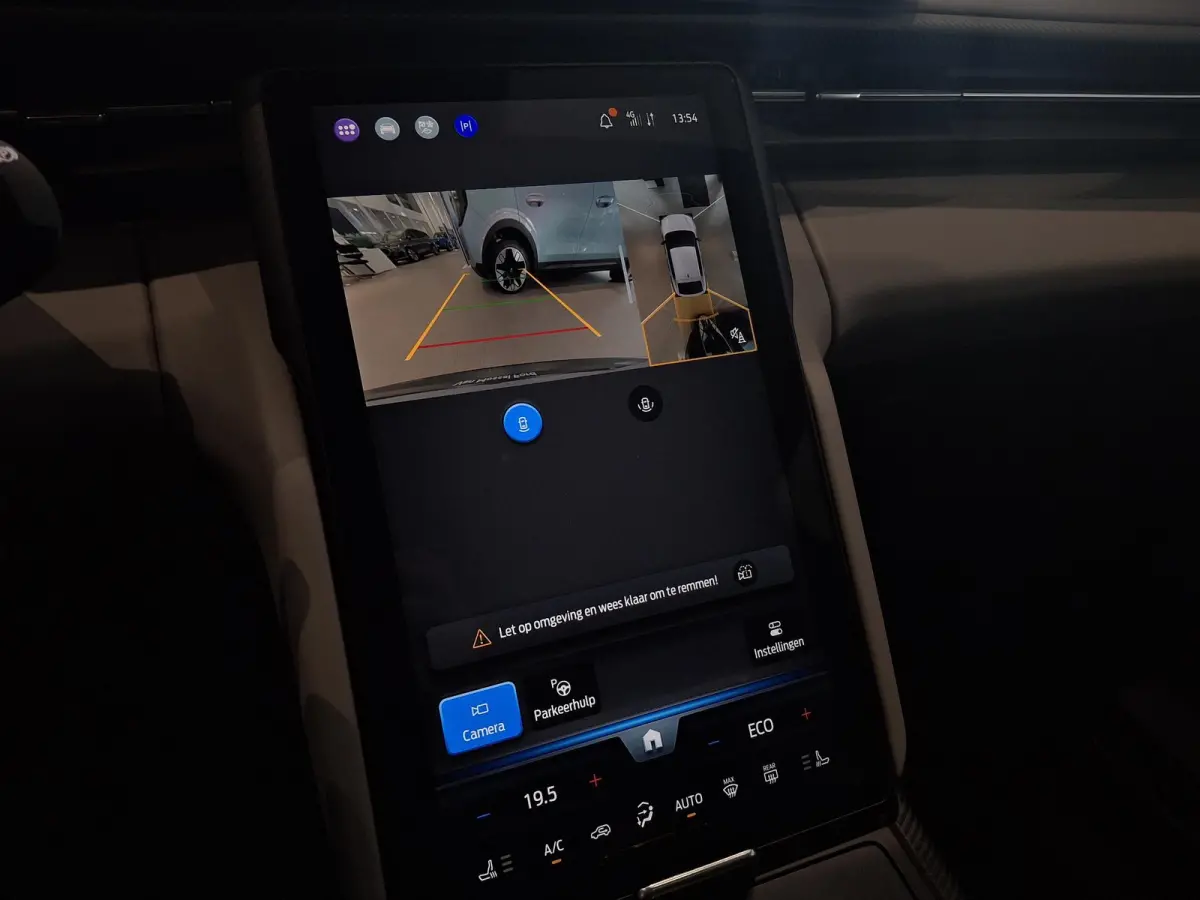 Premium Extended Range RWD 79 kWh | NIEUW TE BESTELLEN | PANORAMADAK | 360 GRADEN CAMERA | HEAD-UP DISPLAY | 18-WEG VERSTELBARE AGR-STOELEN | VERWARMBARE STOELEN EN STUUR | 20 INCH VELGEN |