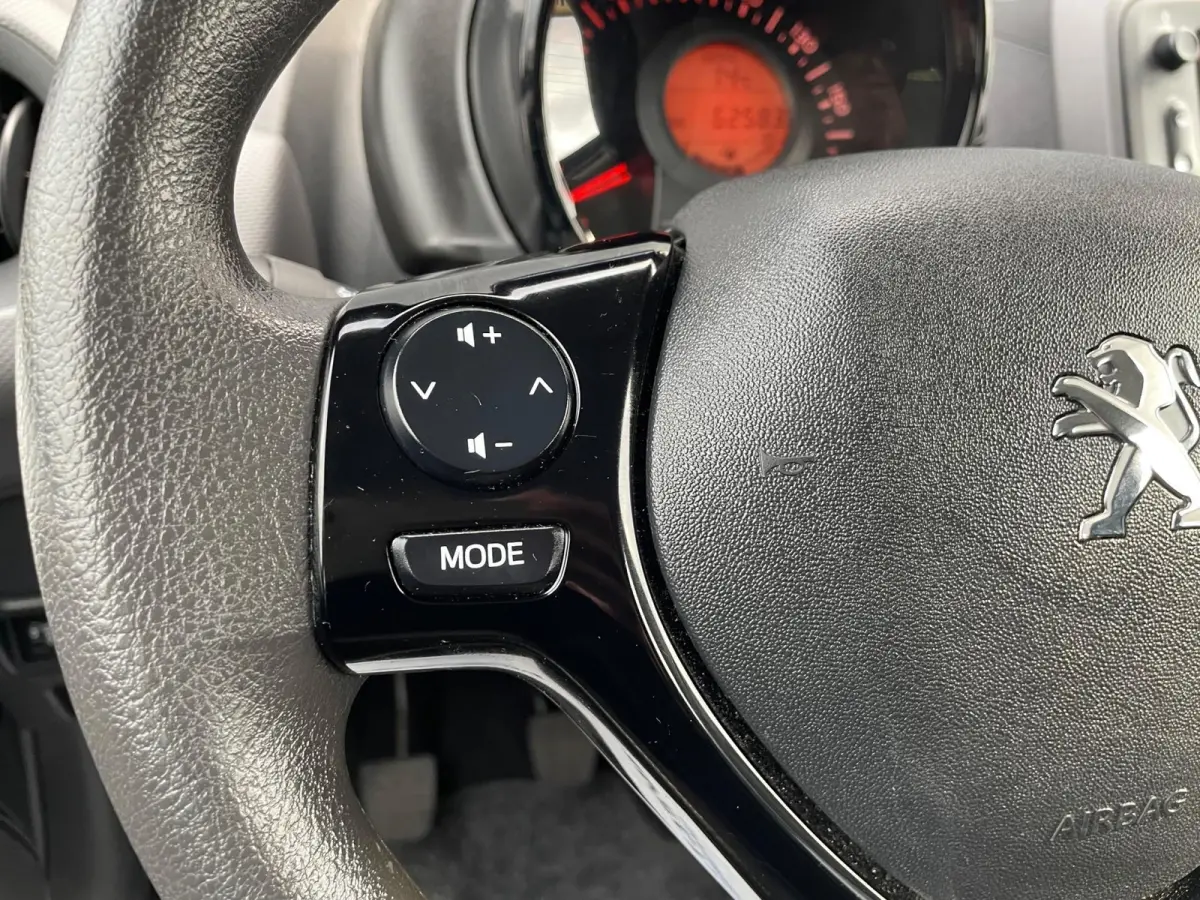 1.0 e-VTi Active NL.Auto/Airco/Bluetooth/Elc.Pakket/5Deurs/1Ste Eigenaar/Dealer Onderhouden