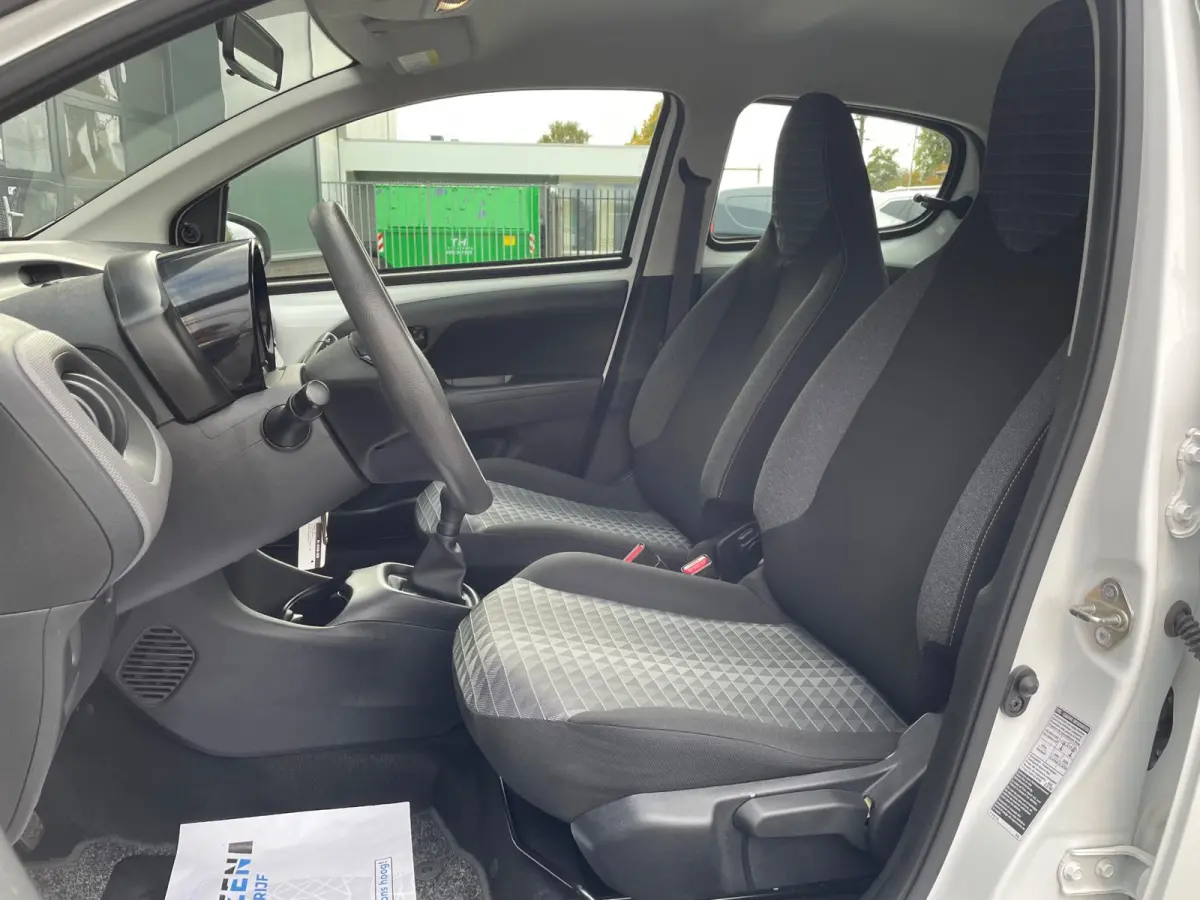 1.0 e-VTi Active NL.Auto/Airco/Bluetooth/Elc.Pakket/5Deurs/1Ste Eigenaar/Dealer Onderhouden
