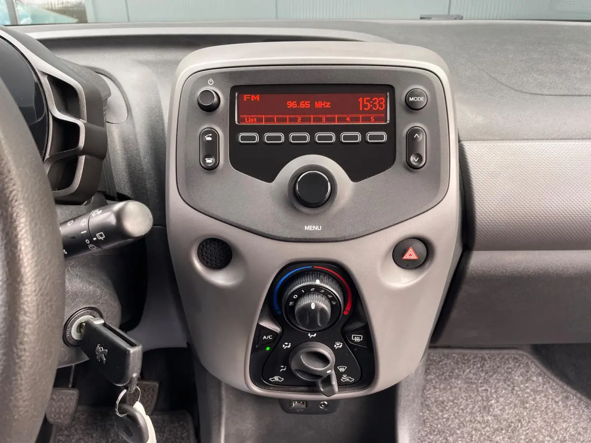 1.0 e-VTi Active NL.Auto/Airco/Bluetooth/Elc.Pakket/5Deurs/1Ste Eigenaar/Dealer Onderhouden