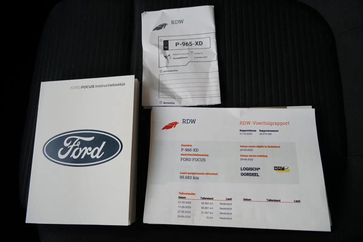 1.0 EcoBoost Hybrid Titanium Style, stoelverw.
