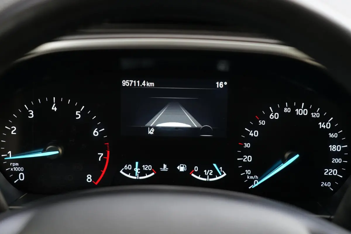 1.0 EcoBoost Hybrid Titanium Style, stoelverw.