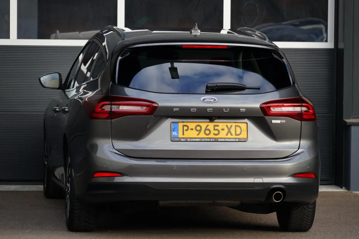1.0 EcoBoost Hybrid Titanium Style, stoelverw.