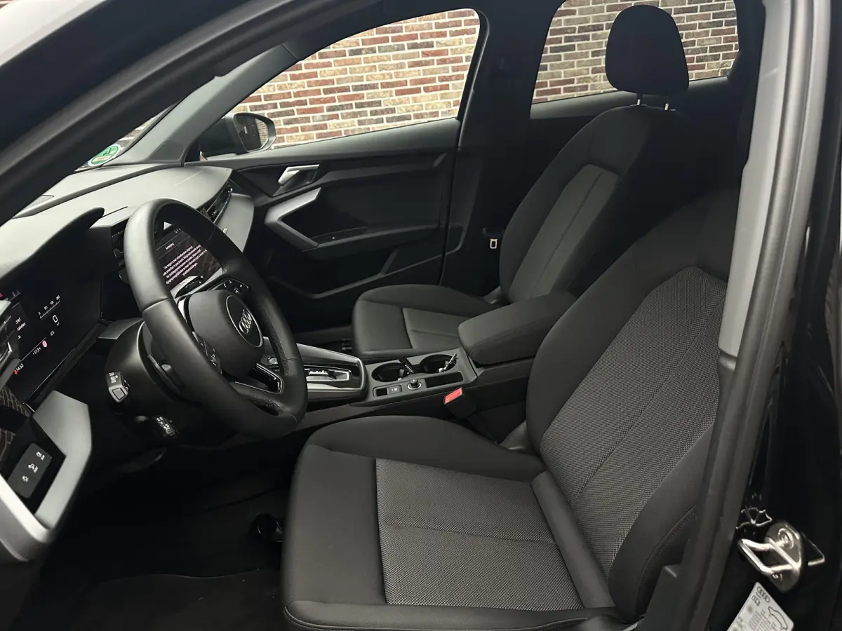 35 TFSI S edition Sport Dealer Garantie
