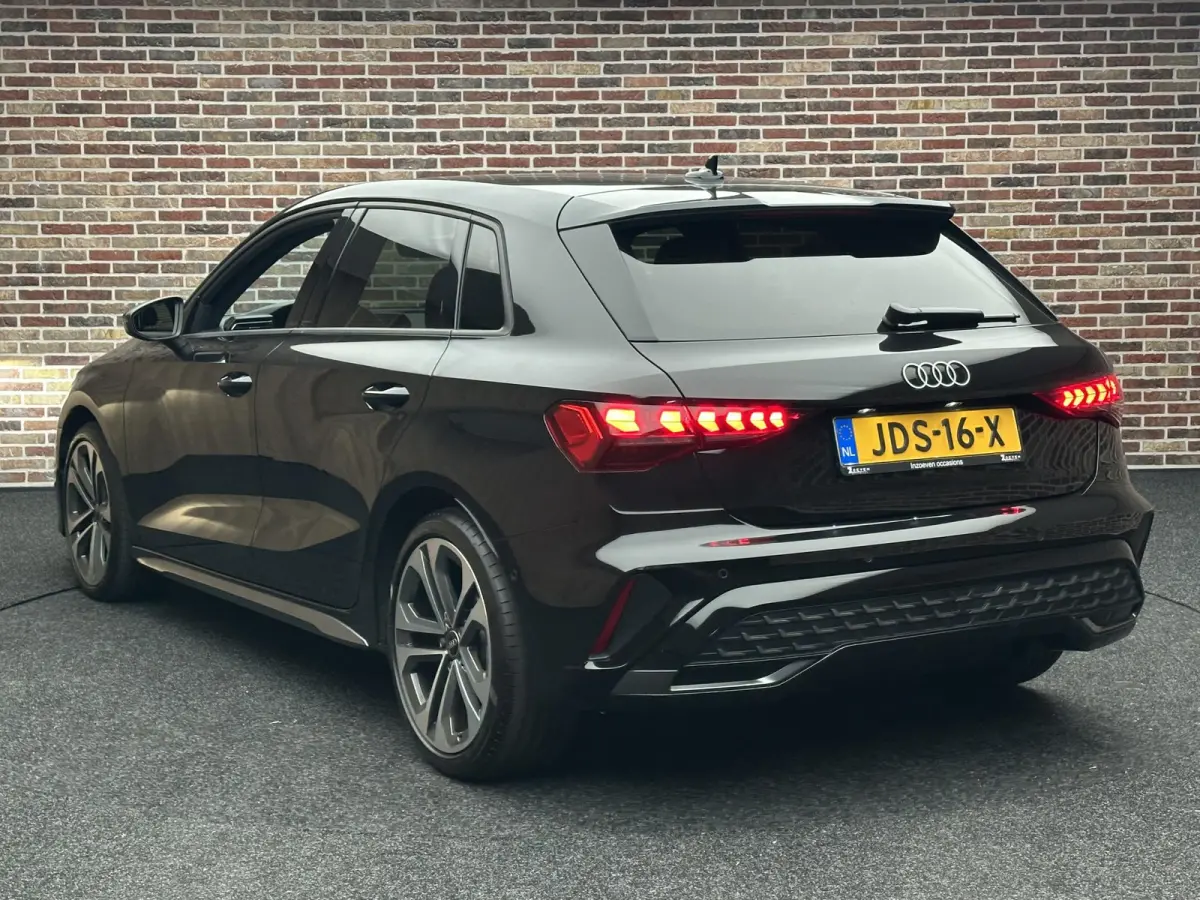 35 TFSI S edition Sport Dealer Garantie