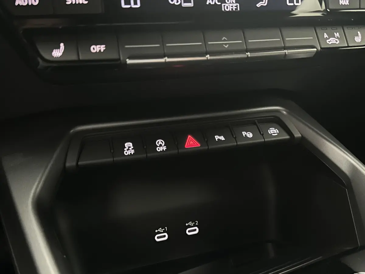 35 TFSI S edition Sport Dealer Garantie