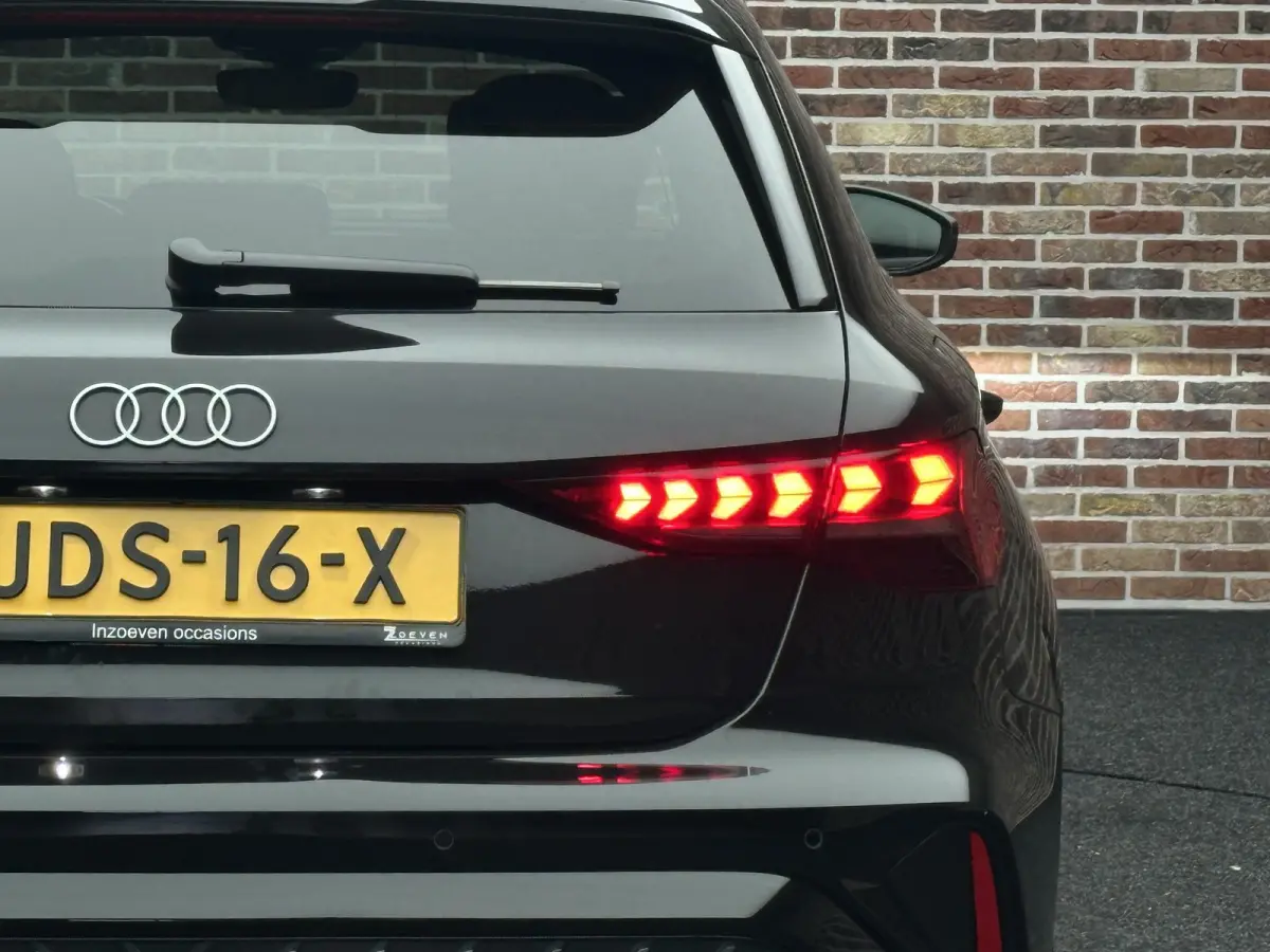 35 TFSI S edition Sport Dealer Garantie