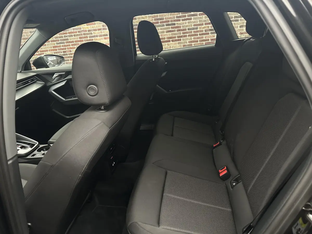 35 TFSI S edition Sport Dealer Garantie