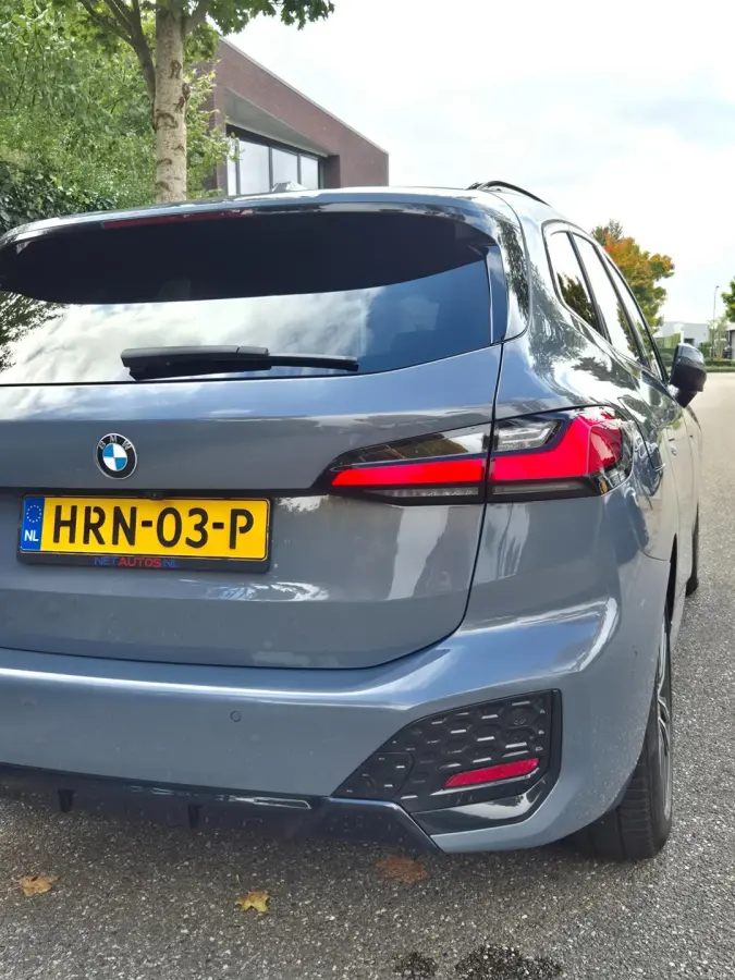 M Sport CarPlay Trekhaak ACC Line Assist CarPlay Cam H&K Sparkling copper grey Fabriek garantie 26