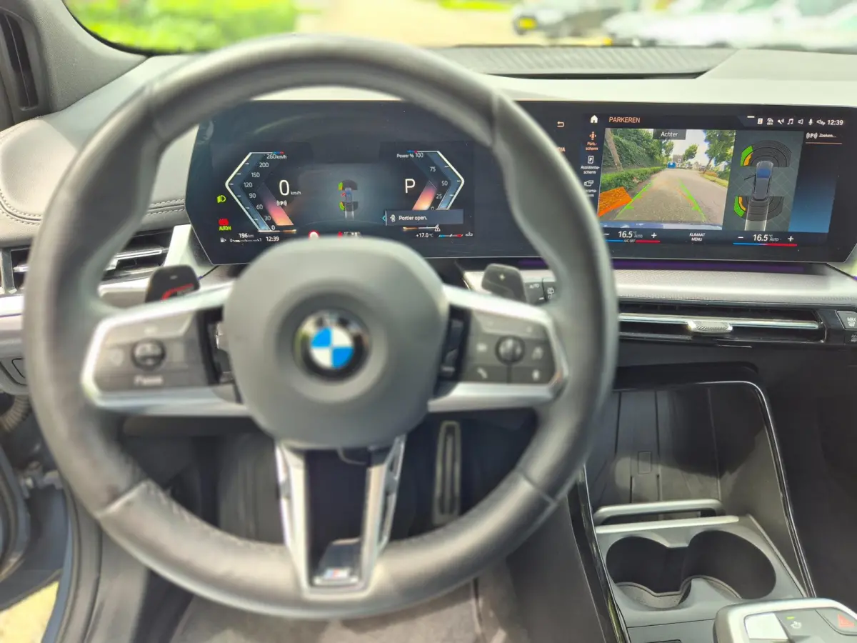 M Sport CarPlay Trekhaak ACC Line Assist CarPlay Cam H&K Sparkling copper grey Fabriek garantie 26