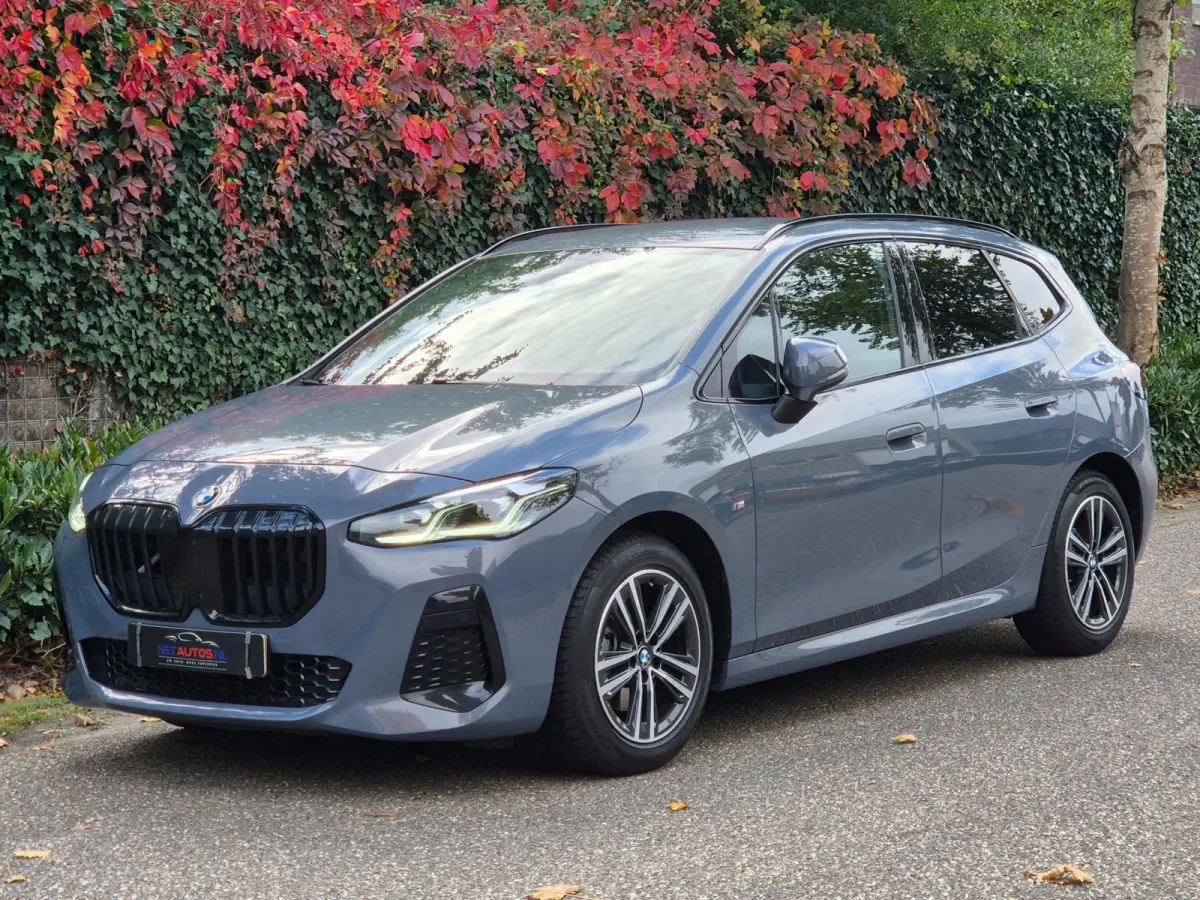 M Sport CarPlay Trekhaak ACC Line Assist CarPlay Cam H&K Sparkling copper grey Fabriek garantie 26