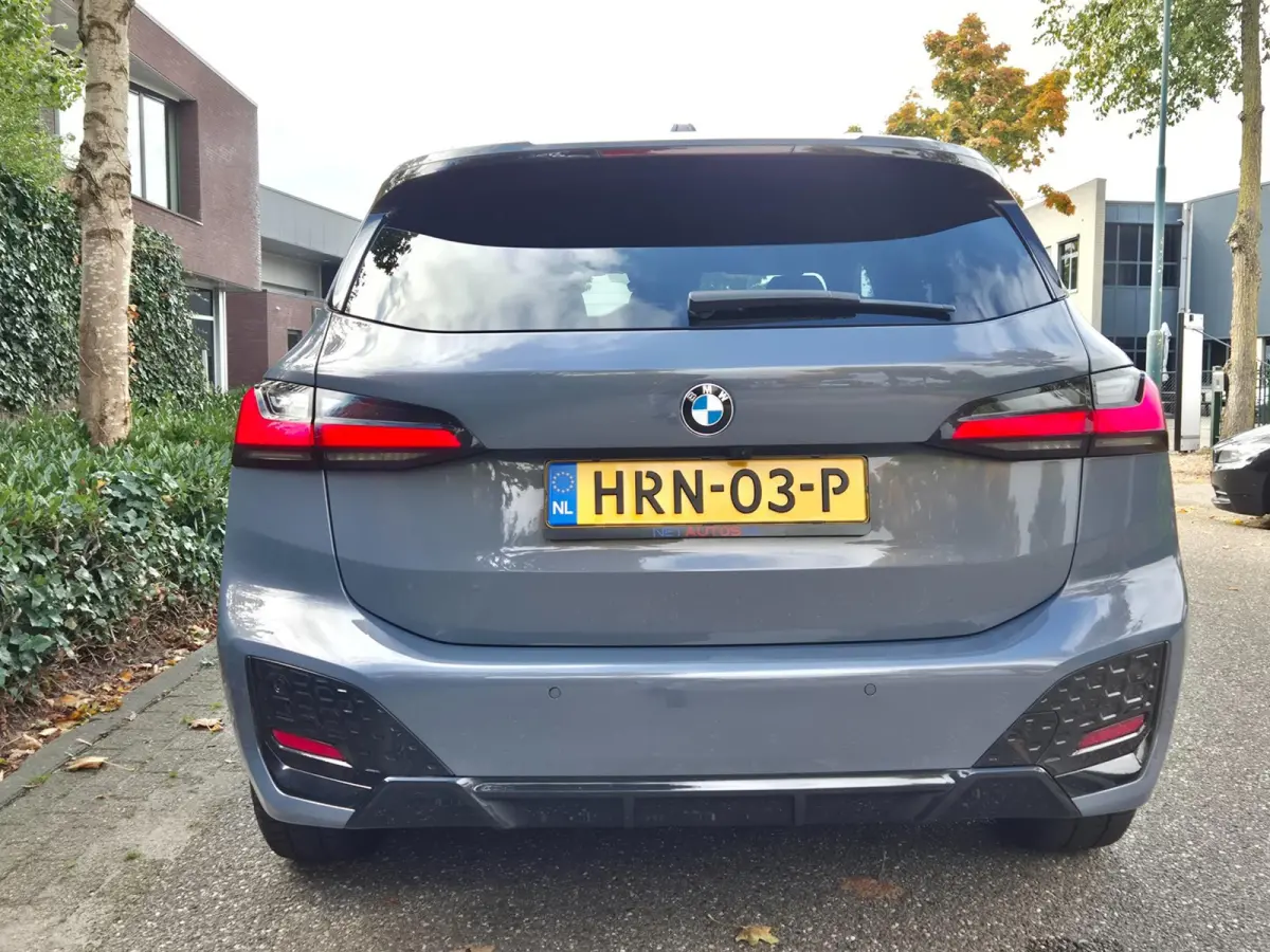 M Sport CarPlay Trekhaak ACC Line Assist CarPlay Cam H&K Sparkling copper grey Fabriek garantie 26