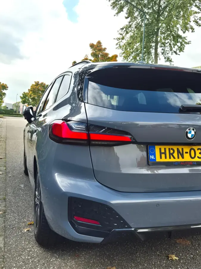 M Sport CarPlay Trekhaak ACC Line Assist CarPlay Cam H&K Sparkling copper grey Fabriek garantie 26