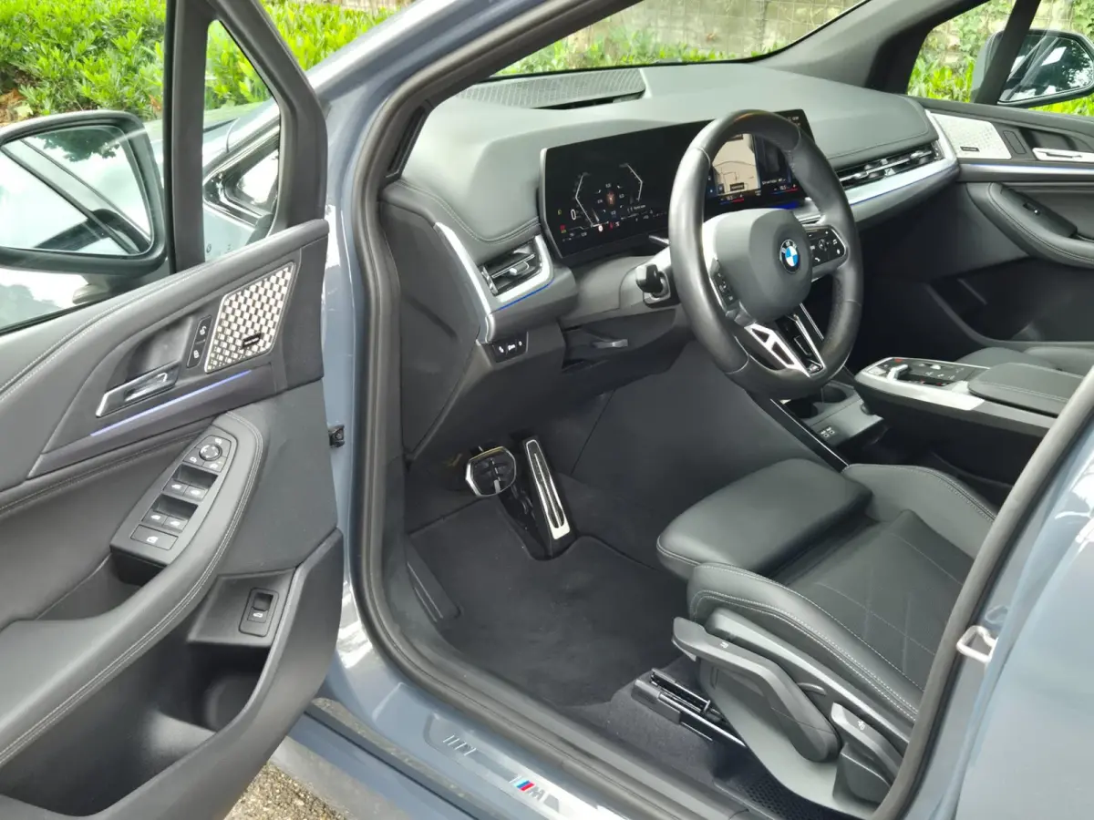 M Sport CarPlay Trekhaak ACC Line Assist CarPlay Cam H&K Sparkling copper grey Fabriek garantie 26