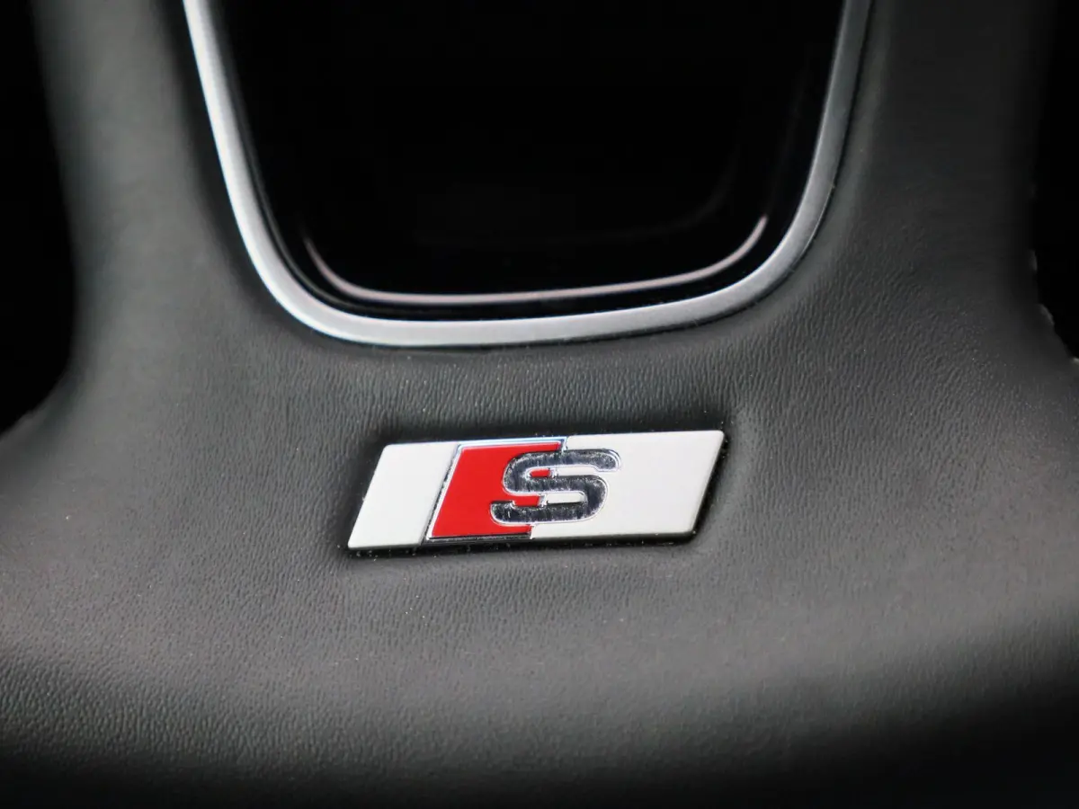 35 TFSI S Edition | Automaat | Navigatie | Airco | 17 Inch Velgen | Parkeersensoren Achter | S-Line |