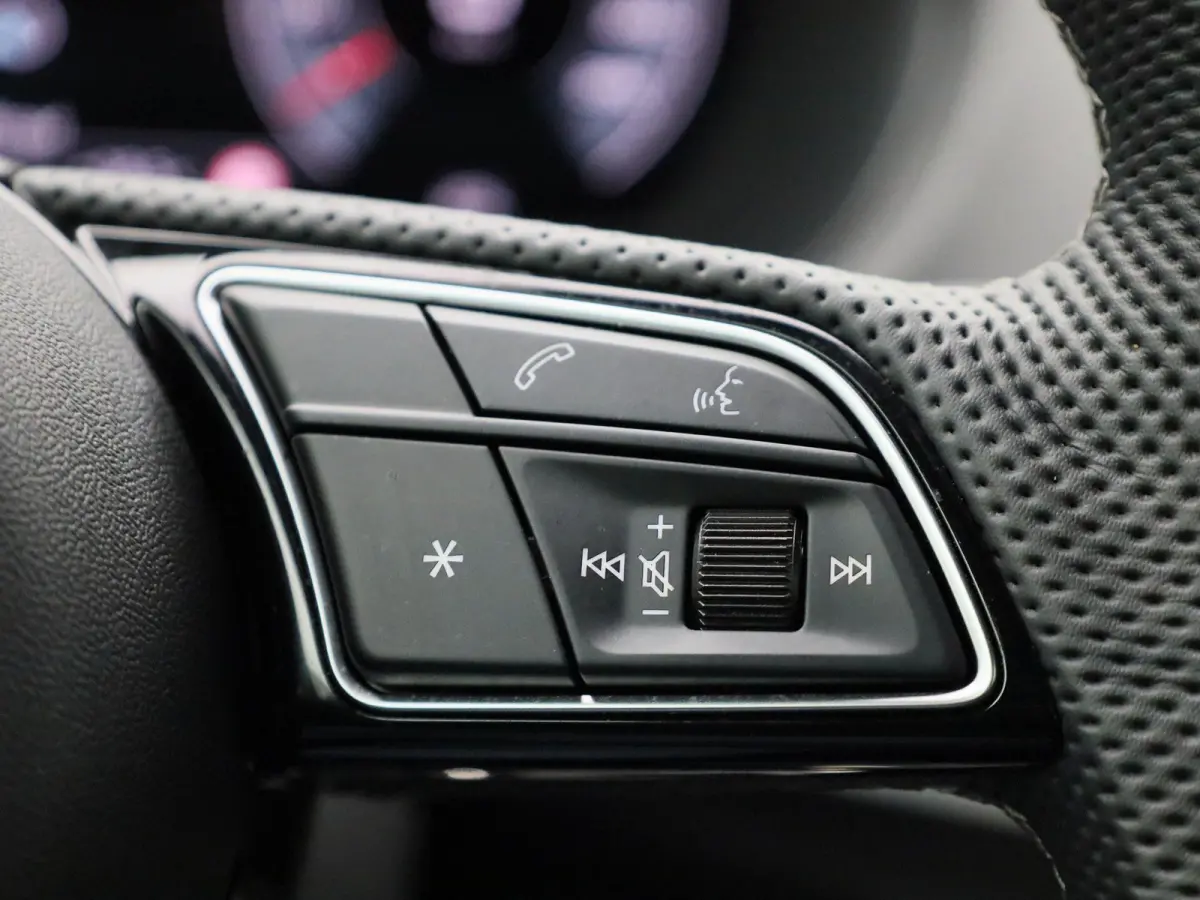 35 TFSI S Edition | Automaat | Navigatie | Airco | 17 Inch Velgen | Parkeersensoren Achter | S-Line |