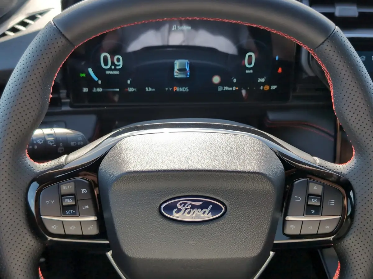 1.0 EcoBoost ST-Line X Automaat | 19" LMV | Achterspoiler | Half-lederen bekleding | Camera | Carplay draadloos | DEMO DEAL!