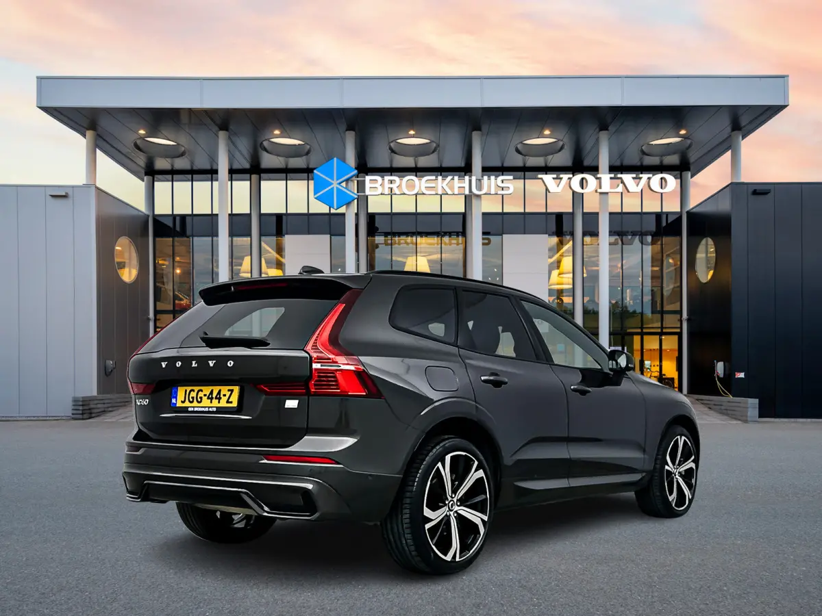 2.0 T6 Plug-in hybrid AWD Plus Dark | 21" | Geventileerd Nappa Leder | 360 Camera | Harman Kardon | Getint glas | Elektr. verst. stoelen | Stoel/stuur/achterbankverwarming | Adaptieve Cruise